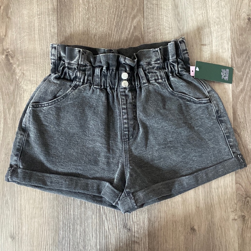 Women’s - Wild Fable high waste Jean shorts -Size XS -NWT